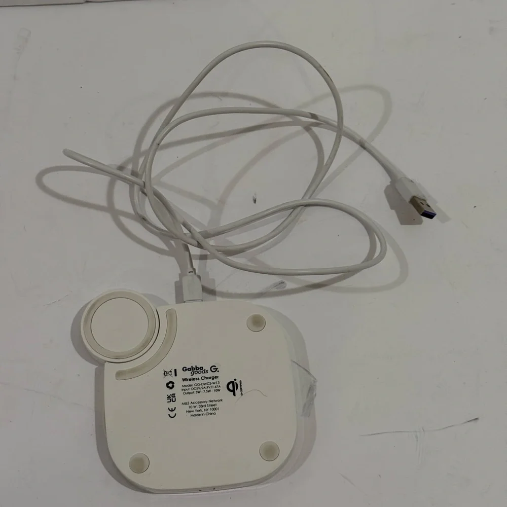 Gabba Goods 2 in 1 Multi Device Charger ~ Model # GG - DWCS - W13